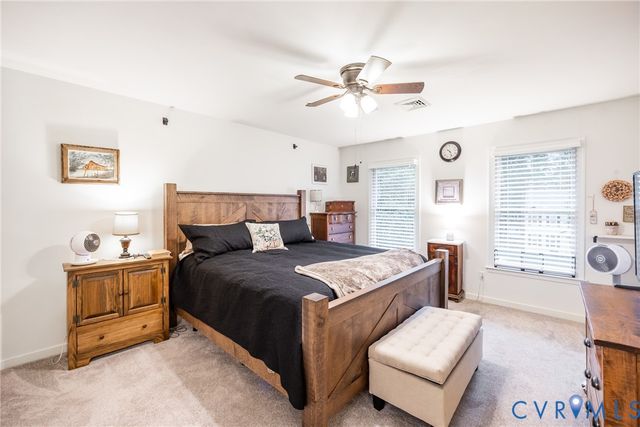 5603 Standing Oak Rd, Midlothian, VA 23112