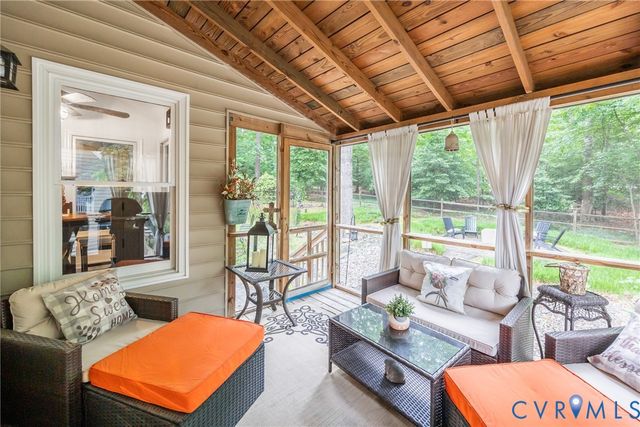 5603 Standing Oak Rd, Midlothian, VA 23112