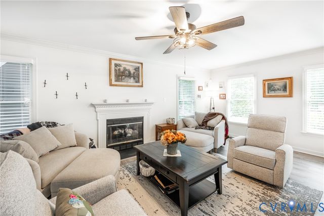 5603 Standing Oak Rd, Midlothian, VA 23112