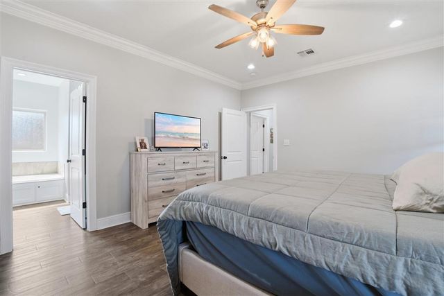 2484 Duplechin Lane, Lake Charles, LA 70611