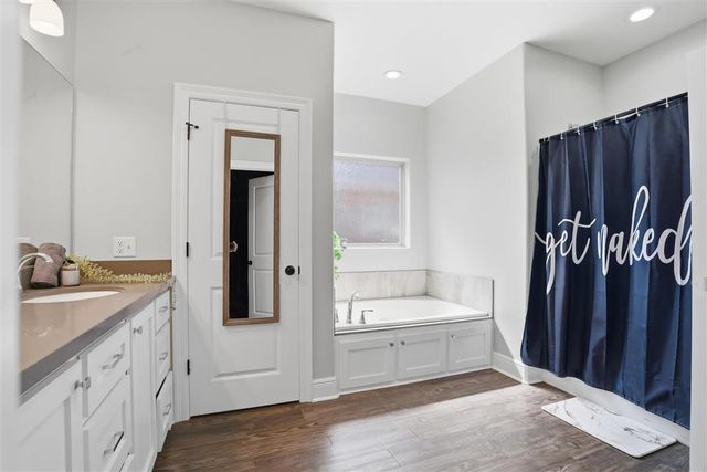 2484 Duplechin Lane, Lake Charles, LA 70611