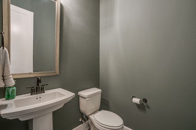 2137 Rolling Oaks Drive, Fort Worth, TX 76008