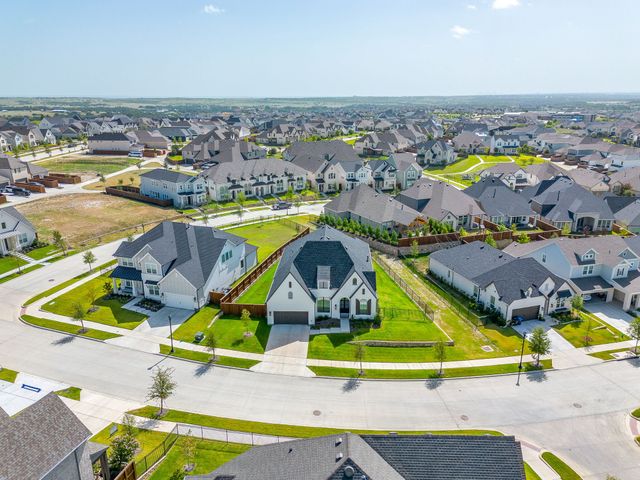 2137 Rolling Oaks Drive, Fort Worth, TX 76008