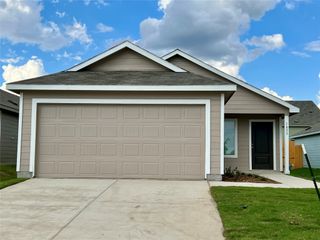 1033 Raintree Road, Princeton, TX 75407