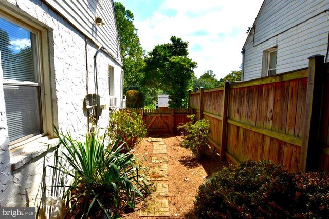 10626 S DUNMOOR DR, Silver Spring, MD 20901