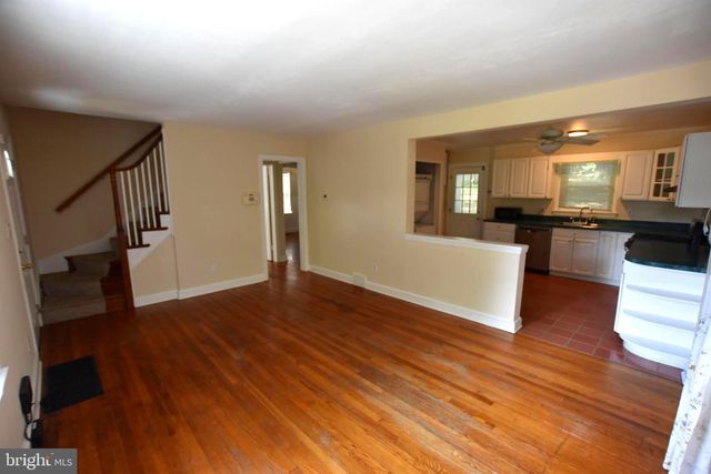 10626 S DUNMOOR DR, Silver Spring, MD 20901