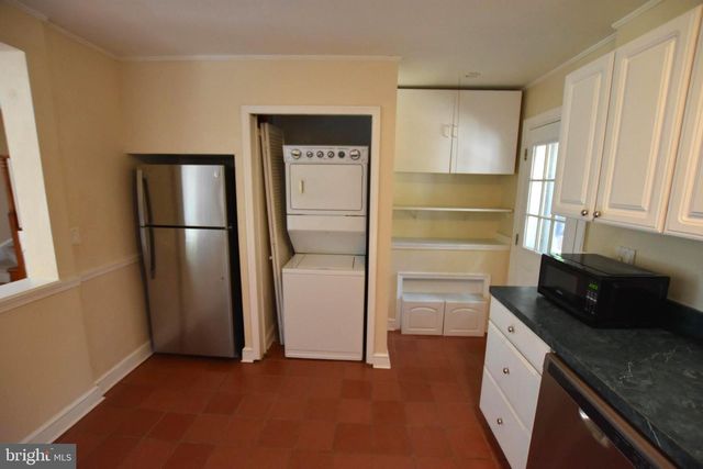 10626 S DUNMOOR DR, Silver Spring, MD 20901