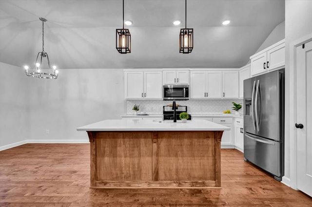 12824 NW 4th Terrace, Yukon, OK 73099