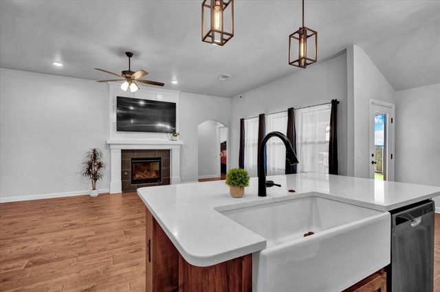 12824 NW 4th Terrace, Yukon, OK 73099