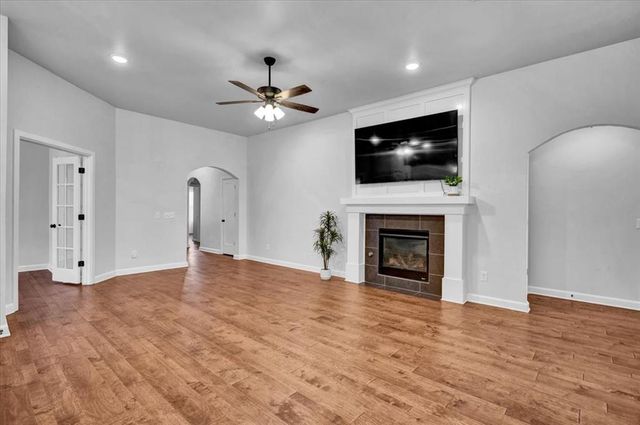 12824 NW 4th Terrace, Yukon, OK 73099