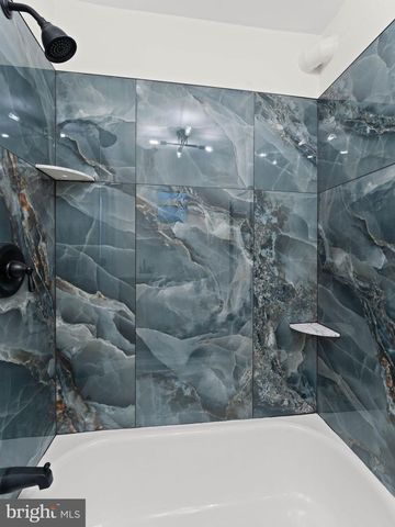 2543 BURNING TREE RD, Pennsauken, NJ 08109