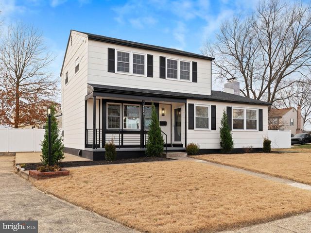 2543 BURNING TREE RD, Pennsauken, NJ 08109