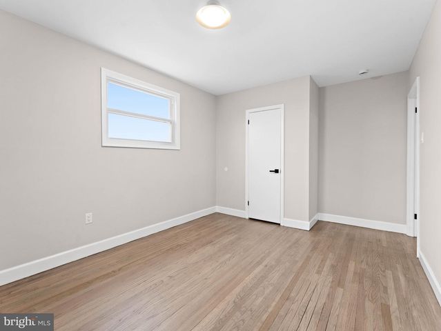 2543 BURNING TREE RD, Pennsauken, NJ 08109