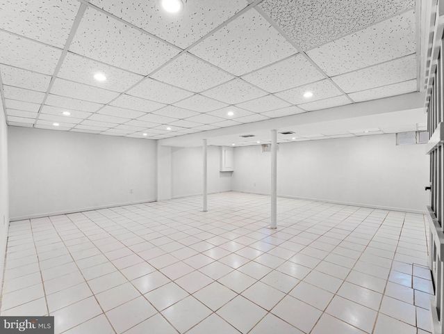 2543 BURNING TREE RD, Pennsauken, NJ 08109