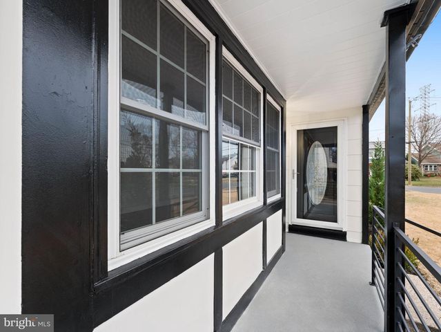 2543 BURNING TREE RD, Pennsauken, NJ 08109