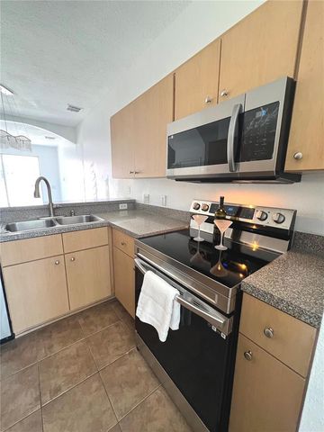 1205 S BEACH CIRCLE, Kissimmee, FL 34746