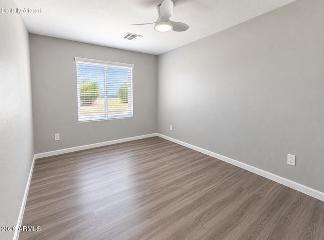 8520 W PALM Lane 1101, Phoenix, AZ 85037
