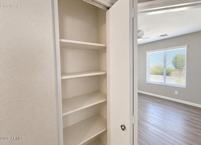 8520 W PALM Lane 1101, Phoenix, AZ 85037