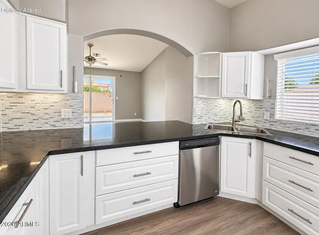 8520 W PALM Lane 1101, Phoenix, AZ 85037