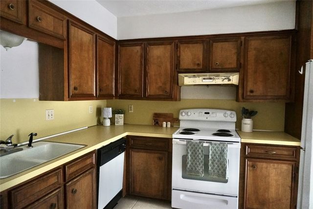 1809 Wilde Oak Circle B, Bryan, TX 77802