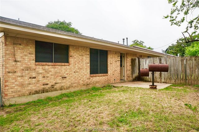 1809 Wilde Oak Circle B, Bryan, TX 77802