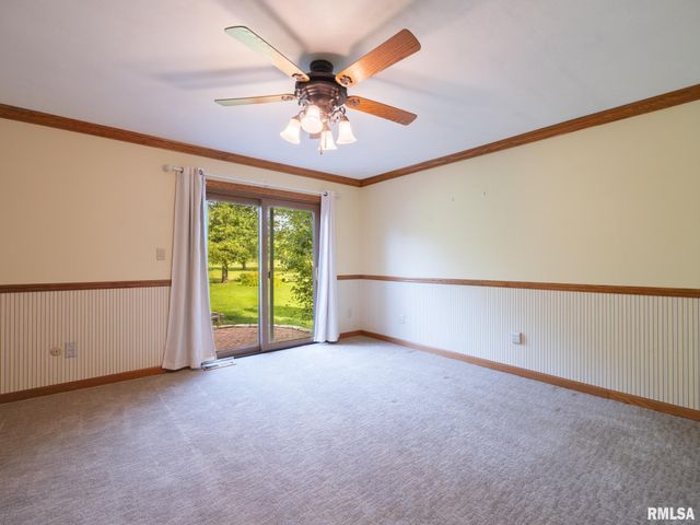 2 WINGED FOOT Drive, Pekin, IL 61554