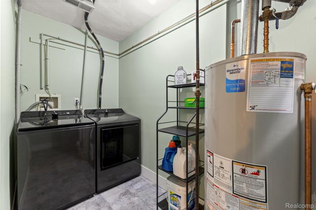 50001 Geddes Road, Canton Charter Township, MI 48188