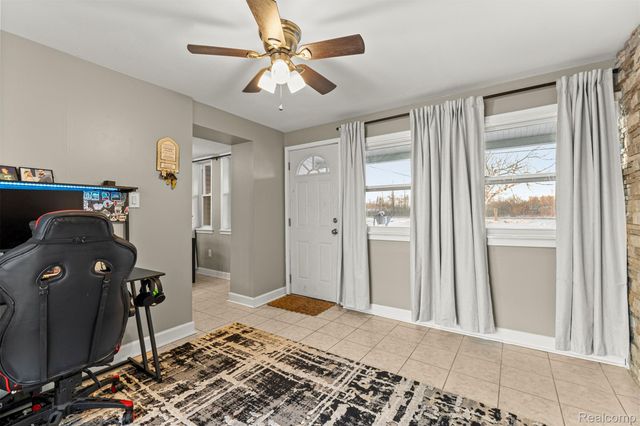 50001 Geddes Road, Canton Charter Township, MI 48188