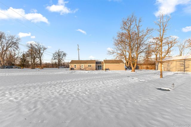 50001 Geddes Road, Canton Charter Township, MI 48188