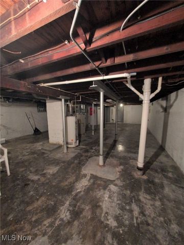 10217 Parkview Avenue, Garfield Heights, OH 44125