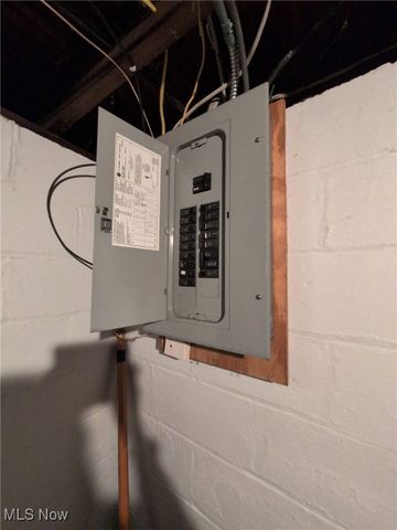 10217 Parkview Avenue, Garfield Heights, OH 44125