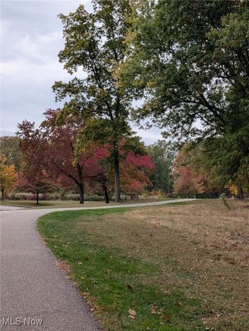 10217 Parkview Avenue, Garfield Heights, OH 44125