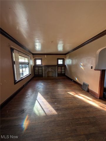 10217 Parkview Avenue, Garfield Heights, OH 44125