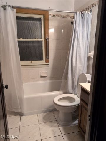 10217 Parkview Avenue, Garfield Heights, OH 44125