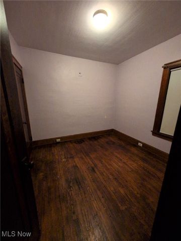 10217 Parkview Avenue, Garfield Heights, OH 44125