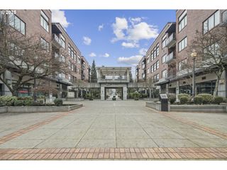 300 W 8TH St 218, Vancouver, WA 98660