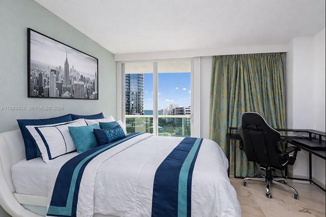 100 Bayview Dr 907, Sunny Isles Beach, FL 33160