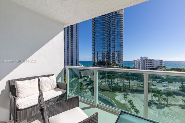 100 Bayview Dr 907, Sunny Isles Beach, FL 33160