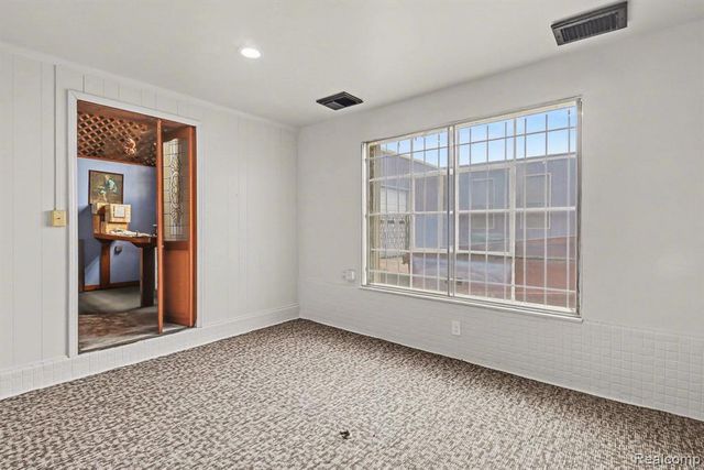 20210 Sherwood Street, Detroit, MI 48234