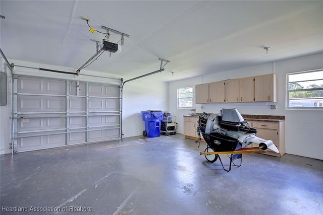 100 Honeysuckle Lane, Lake Placid, FL 33852