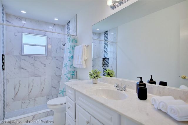 100 Honeysuckle Lane, Lake Placid, FL 33852