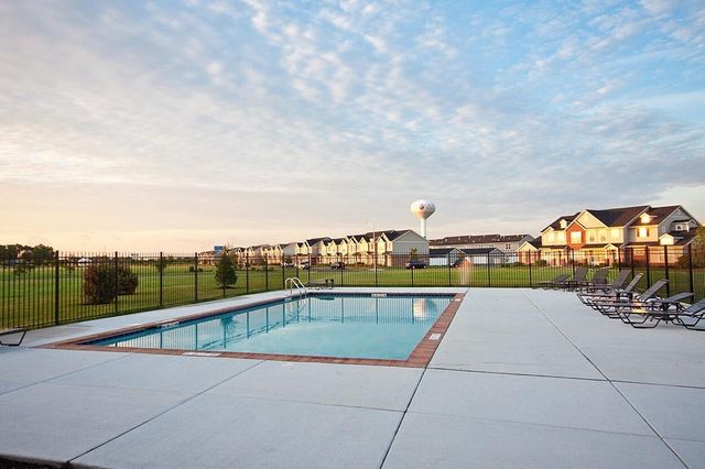 919 E 117th Place, Crown Point, IN 46307