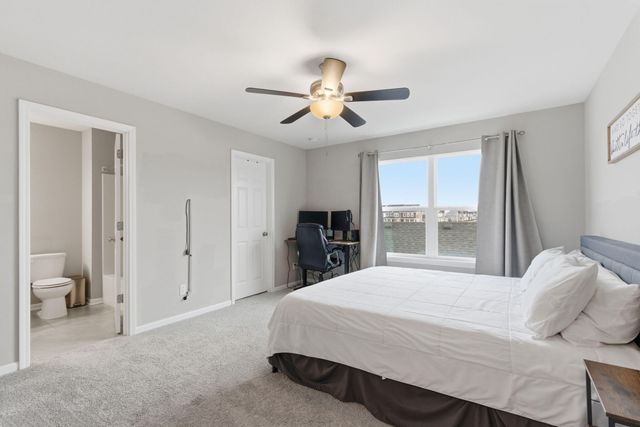 919 E 117th Place, Crown Point, IN 46307