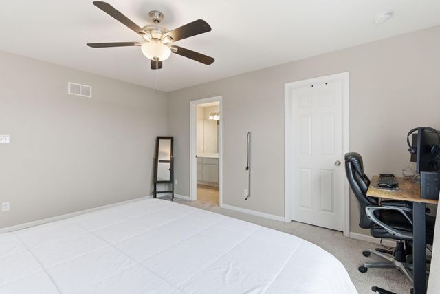 919 E 117th Place, Crown Point, IN 46307