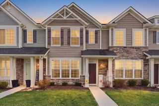 919 E 117th Place, Crown Point, IN 46307