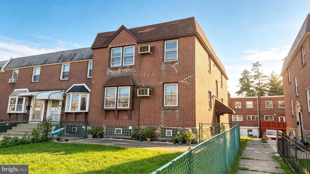 2224 GLENVIEW ST, Philadelphia, PA 19149