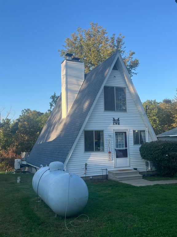 1053 Radov Road, Gladwin, MI 48624