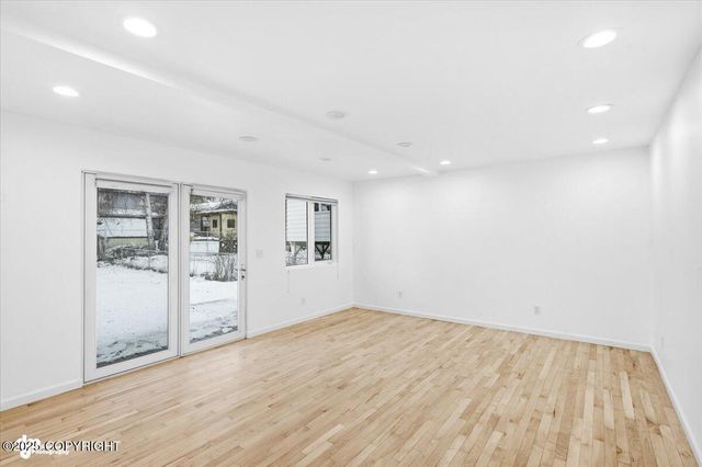 3327 Wentworth Street, Anchorage, AK 99508