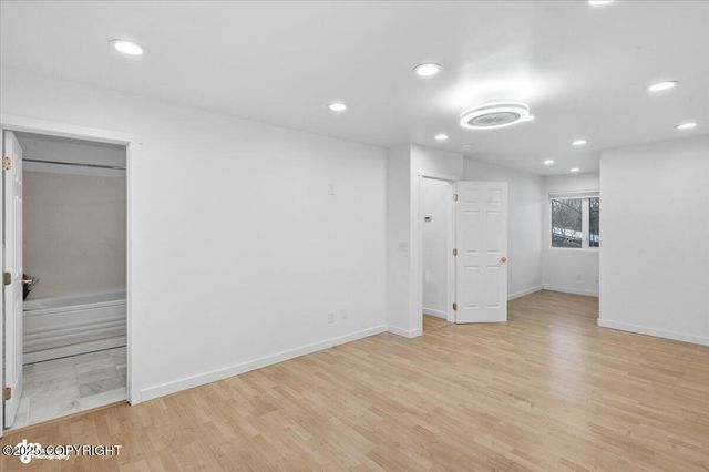 3327 Wentworth Street, Anchorage, AK 99508