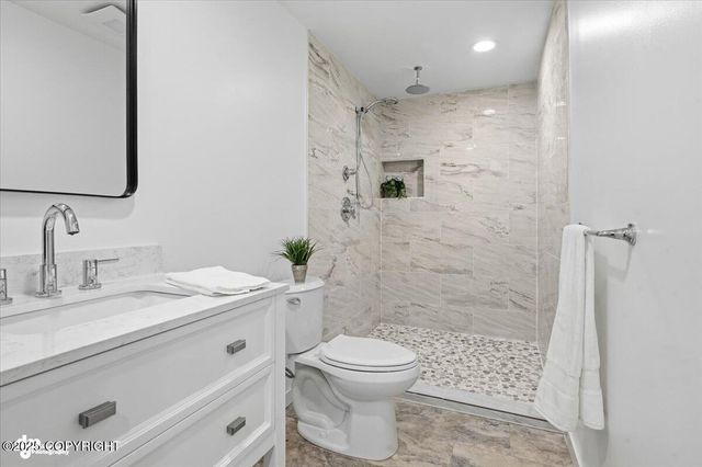 3327 Wentworth Street, Anchorage, AK 99508